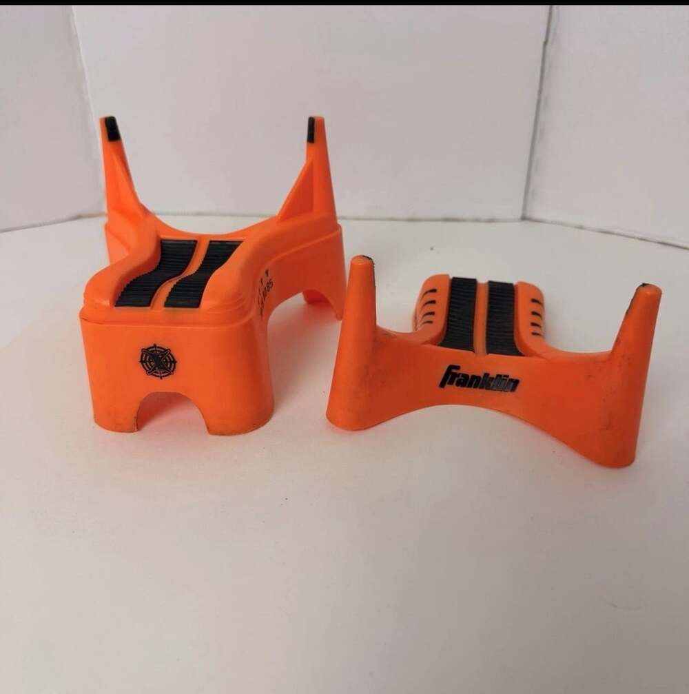 Franklin Football Kicking Tee Orange Plastic